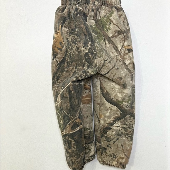 Cabela’s woodland camo sweatpants - Picture 2 of 3